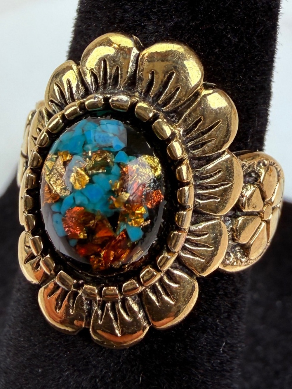 Gorgeous size 3 3/4 antique aged goldtone sunflower flower statement ring
